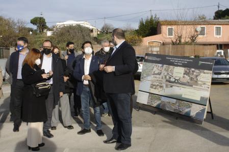 Isidre Gavin y David Bote en la entrada en servicio de la rotonda de Sant Simó