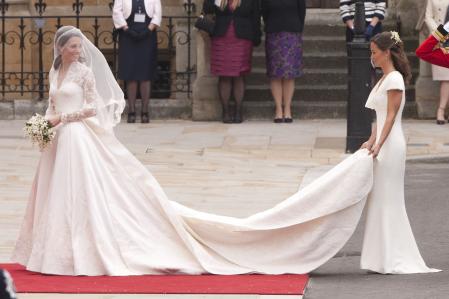 Kate Middleton y su hermana Pippa llegan a la Abadía de Westminster