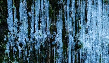 El espectáculo de las estalactitas en la Riera de Sorreigs.