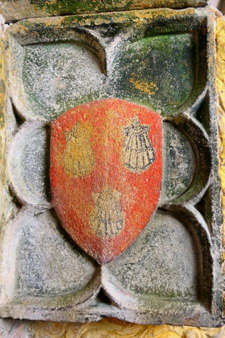 Detalle del escudo de la casa de Romia de Sarrià.