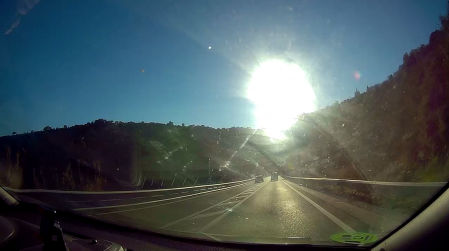 Adelantamiento temerario en la Carretera de la Rabassada.