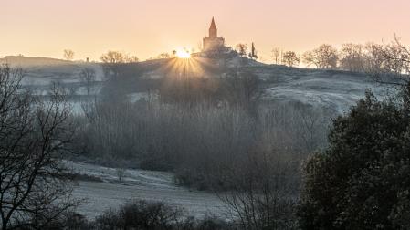 Amanecer bajo cero en Manlleu.