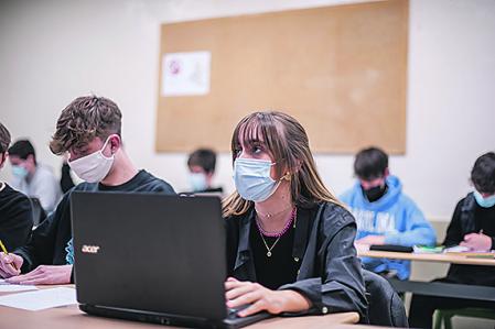 Júlia Serra, estudiante del Bachillerato tecnológico en Granés Batxillerat.