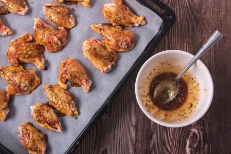 Alitas pollo en salsa de caramelo