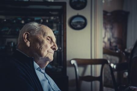 Alain Huetz de Lemps en su domicilio de Burdeos