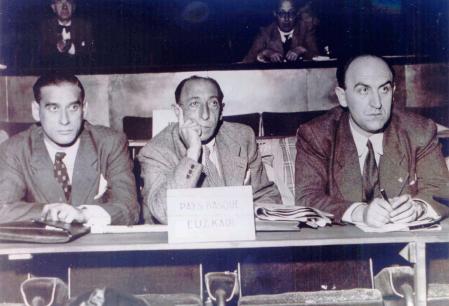 Landaburu, Sindical Mundial Praga, 1945.