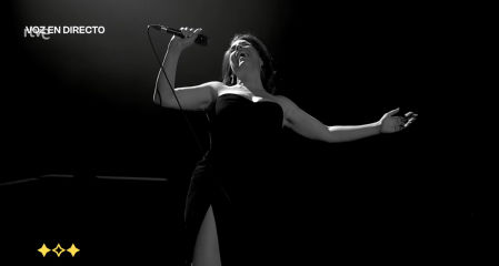 Ruth Lorenzo interpreta 'Bailar pegados' en el Benidorm Fest