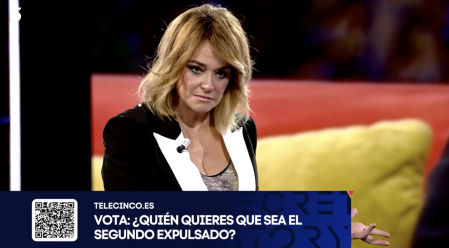 Toñi Moreno ha tenido que poner orden en plató después de ver cómo Kamal, tío de Laila y Nissy, se enfrentara a Yoli Claramonte