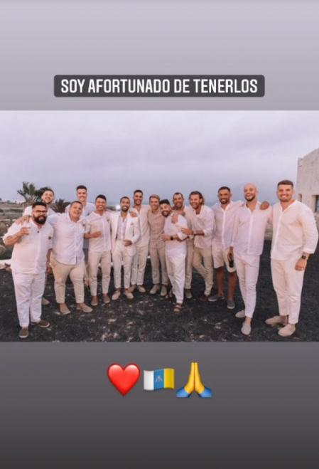 Omar Sánchez se acuerda de sus amigos tras la ruptura