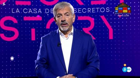 'Secret Story': Carlos Sobera comunica a los espectadores que Mediaset decide cancelar la participación de Kiko Rivera en la prueba semanal