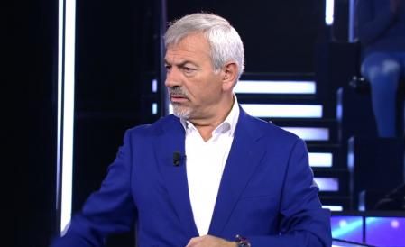 Sobera dio un golpe en la mesa en favor de Álvaro.