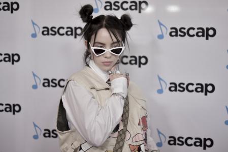 Billie Eilish en mayo de 2019 con su melena negra