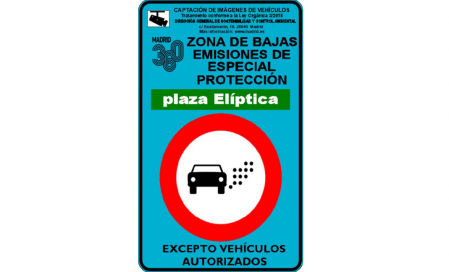 Señal informativa de la zona de bajas emisiones de especial protección Plaza Elíptica