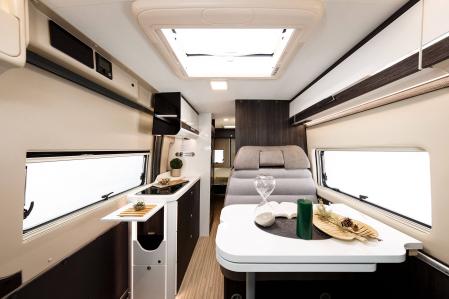 El interior de de este tipo de vehículos puede contar con todo lujo de detalles
