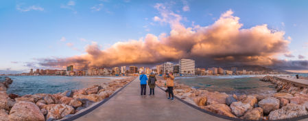 Fuengirola bajo las nubes.