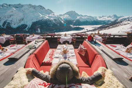 La región de Engadin St. Moritz está situada en la cara sur de los Alpes suizos