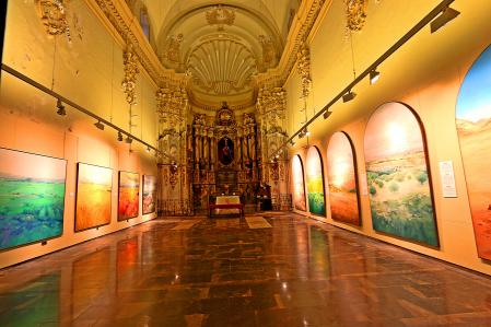 Obra en permanencia en la Capella dels Dolors de la basílica del Castell d'Empuries, serie cuatro estaciones.
