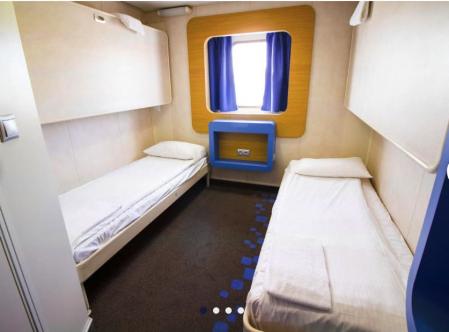 Un camarote del buque Girolata.