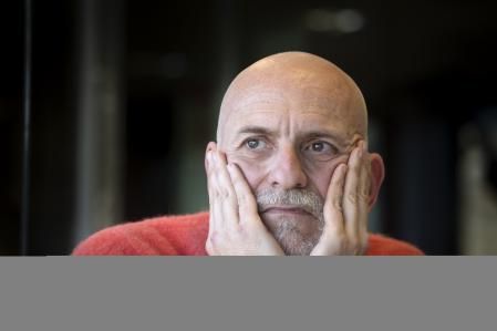 Alejandro Palomas, escritor, que sufrió abuso sexual en la infancia- Foto Ana Jiménez