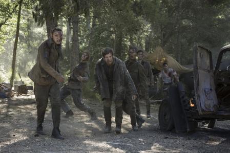 Los zombis, fruto de un experimento nazi, son aterradores.