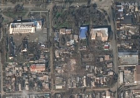 Imágenes por satélite de casas destruidas en Mariupol, el 9 de marzo de 2022