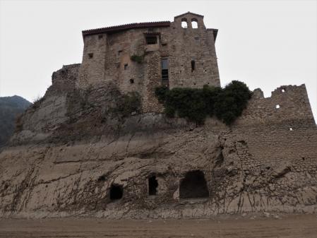 Sequía en el embalse de la Baells.