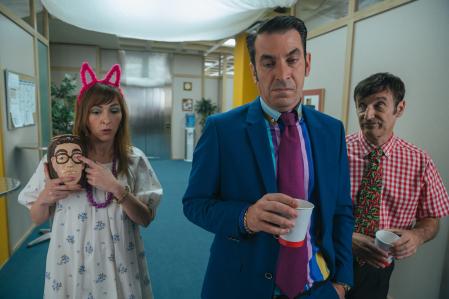 Cañizares, Quesada y Julián en un fotograma de 'Camera café, la película'