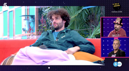 Toñi Moreno ha empezado la gala anunciando que Víctor Sandoval ha decidido abandonar el reality de Telecinco