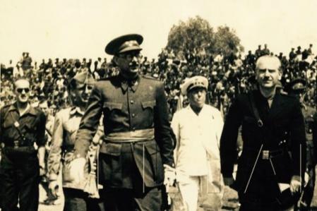 El coronel Juan Luis Beigbeder con Ramón Serrano Suñer en una visita a Tetuán