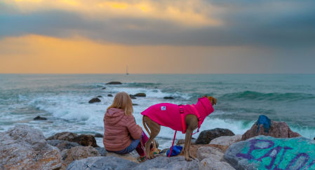 Observando el amanecer desde el espigón.