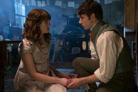 Claudia Jessie y Calam Lynch han atrapado a la audiencia como Eloise y Theo en la segunda temporada.