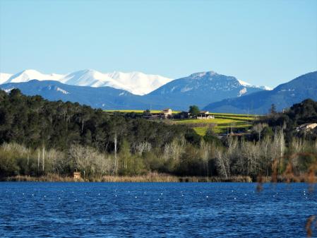 Primavera en el lago de Banyoles.