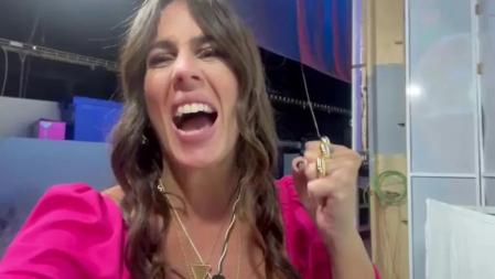 Anabel Pantoja celebra ser la nueva concursante oficial de 'Supervivientes 2022'
