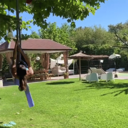 El amplio jardín de la casa de Madrid.