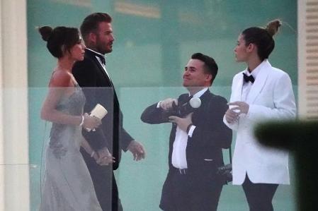 Victoria y David Beckham a su llegada a la boda