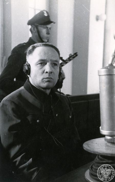 Rudolf Höss durante su juicio, en 1947.