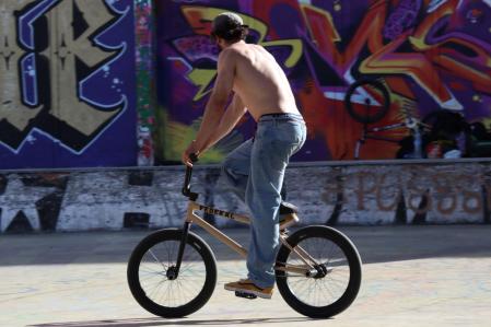 Parque de las Tres Chimeneas del Paralelo.