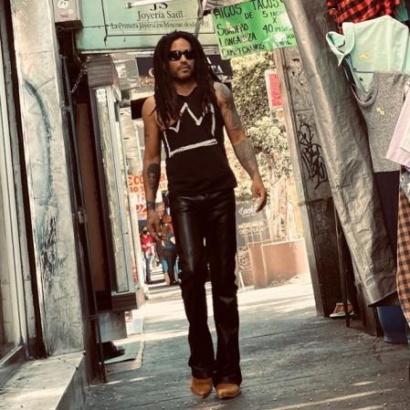 Lenny Kravitz, de paseo por Ciudad de México