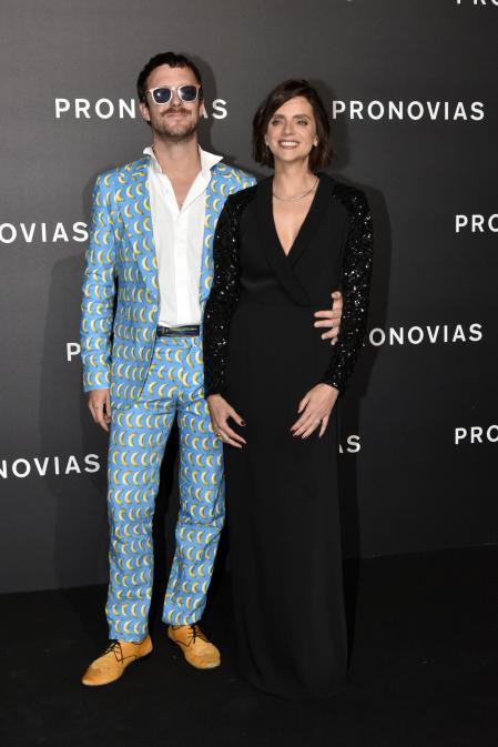 Macarena Gómez y Aldo Comas en el Desfile de Pronovias en  la Barcelona Bridal Fashion Week a 22 de Abril de 2022 en Barcelona (España).
BARCELONA BRIDAL FASHION WEEK;PRONOVIAS;FAMOSOS;MODA;DESFILE;
David Oller / Europa Press
22/04/2022