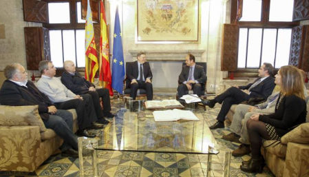 Reunión de Juristes Valencians con Ximo Puig en 2016