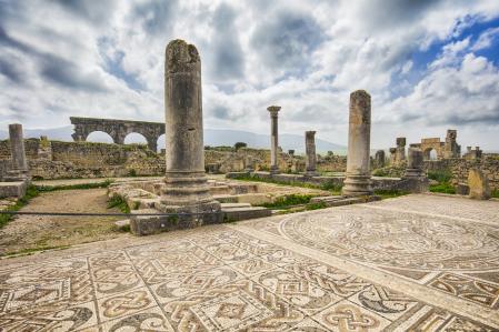 El yacimiento de Volubilis, de más de cuarenta hectáreas de extensión, está perfectamente conservado.