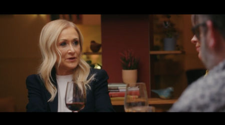 Cristina Cifuentes defiende la tauromaquia en 'Encuentros inesperados'