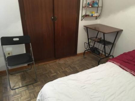 Una usuaria de Twitter ha compartido la indignante oferta de una habitación en alquiler