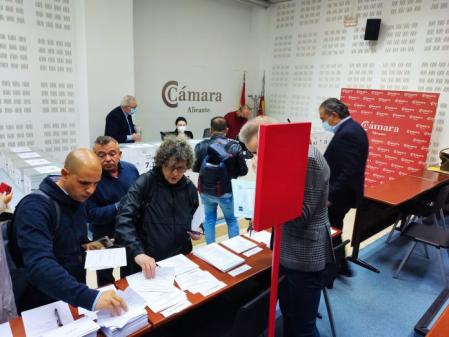 La participación fue muy elevada al existir dos candidatos en la mayoría de las vocalías en disputa.