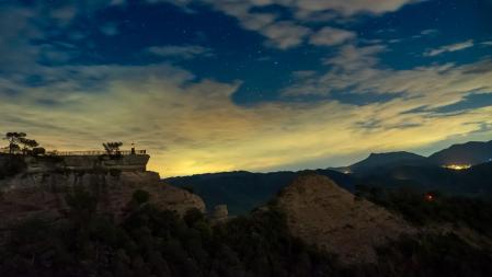 El Salt de la Minyona de noche.