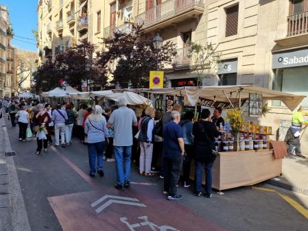 Sant Ponç 2022 en la calle Hospital del Raval de Barcelona.