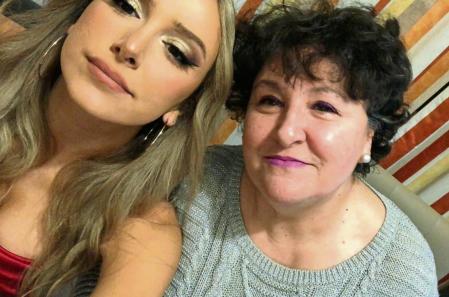 Miriam Ruiz y su madre, María Salmerón