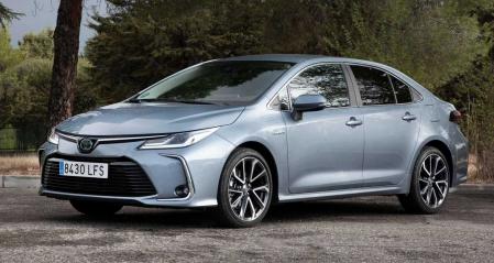 El Toyota Corolla Sedan tiene unas dimensiones de 4,63 metros de longitud&nbsp;
