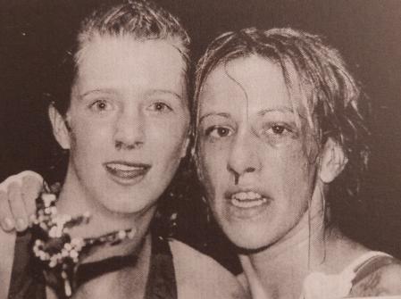 Michelle Carson y Flechita (a la derecha), tras la pelea