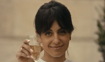 En esta serie se enfrenta a su primer thriller, rodado además íntegramente en francés.